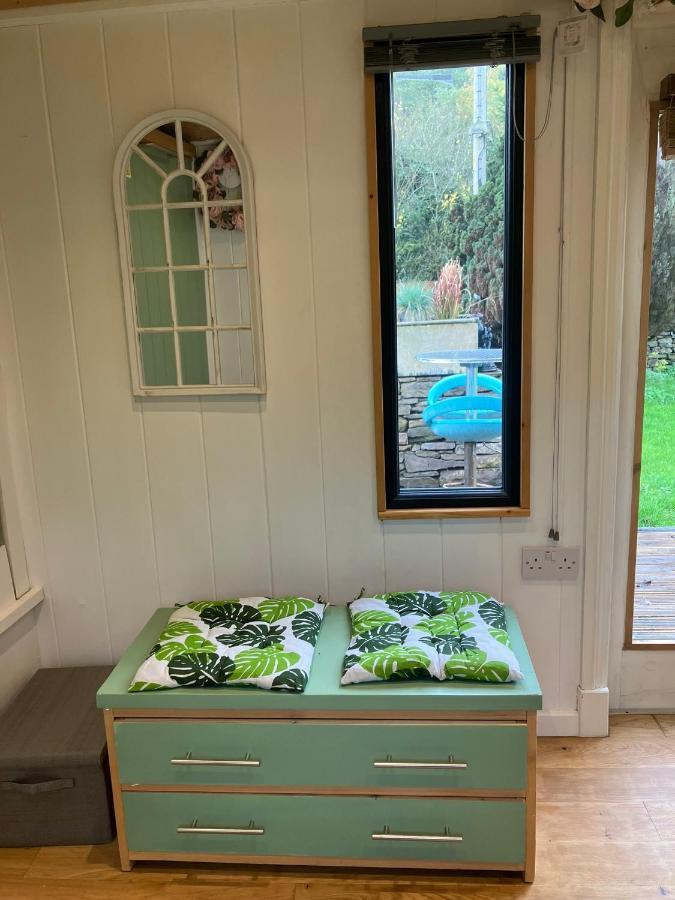 1 Bed Converted Railway Wagon Near Crickhowell Dış mekan fotoğraf