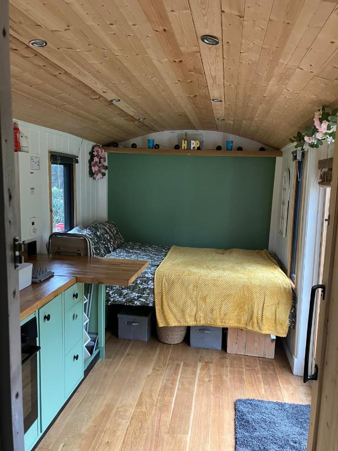 1 Bed Converted Railway Wagon Near Crickhowell Dış mekan fotoğraf